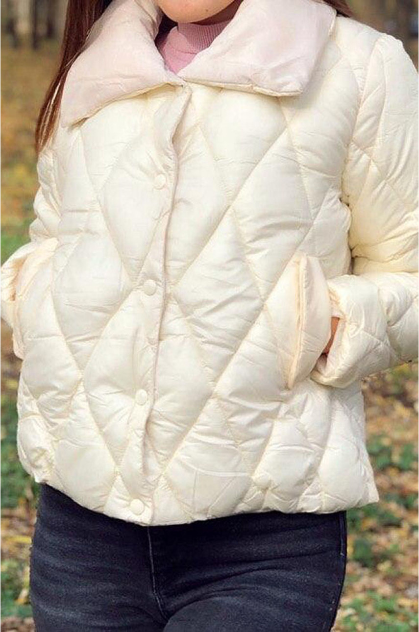 Женская куртка молочная размер L Уценка 8816