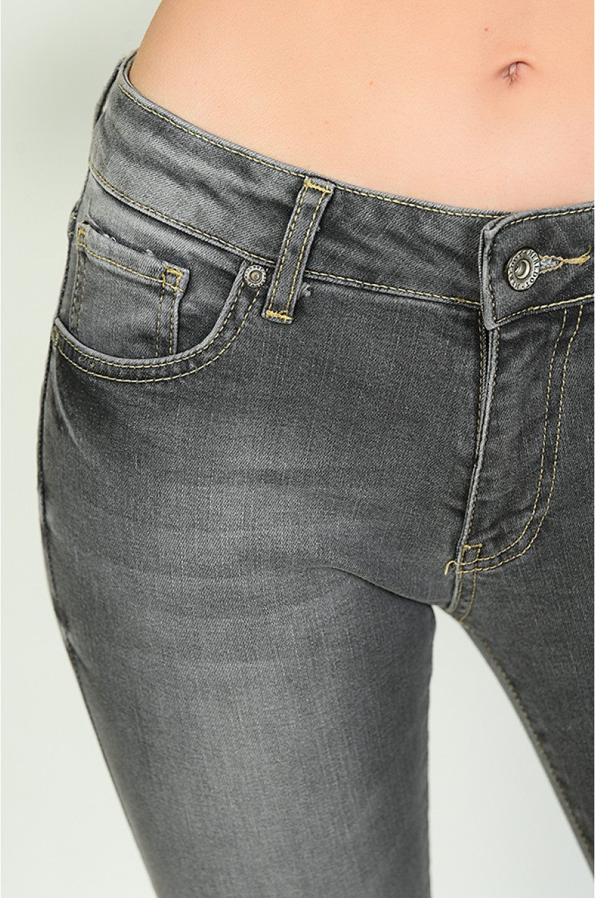 Джинсы женские серые размер 27 Джинсы женские серые размер 27