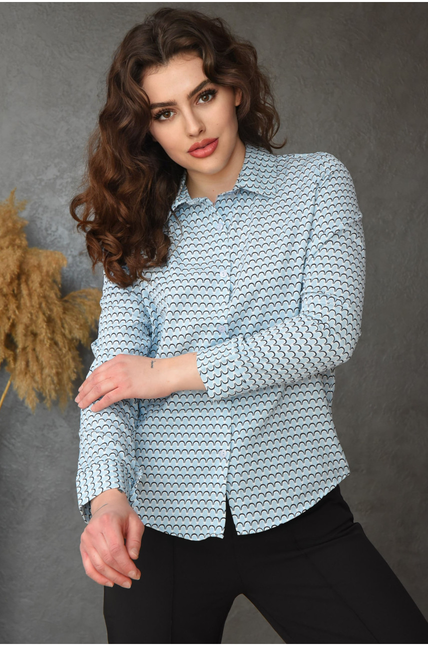 Рубашка женская голубого цвета с узором размер 42-44 015 154901