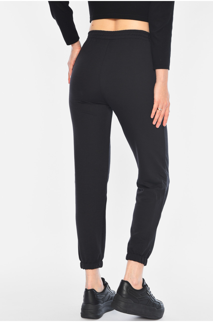 Спортивные штаны женские черного цвета 160630 Спортивные штаны женские черного цвета 160630