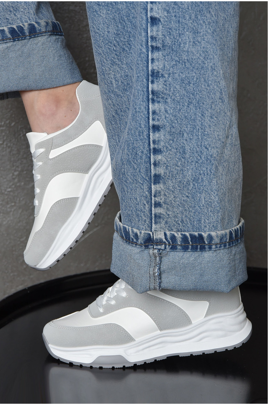 Кросівки жіночі біло-сірого кольору на шнурівці 186-150 165954