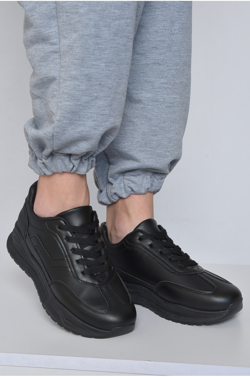 Кросівки жіночі чорного кольору на шнурівці 186-127 165969