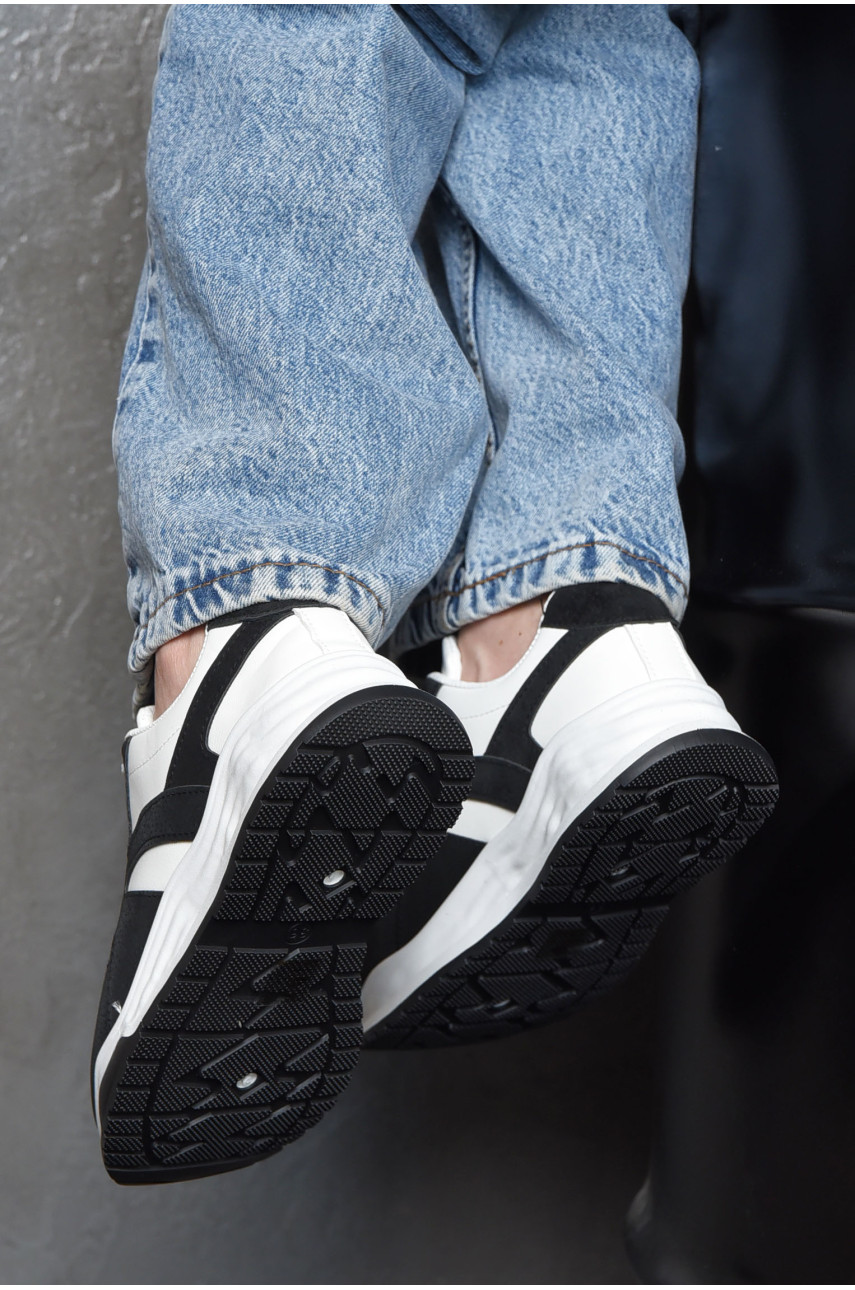 Кроссовки женские черно-белого цвета на шнуровке 186-158 165973