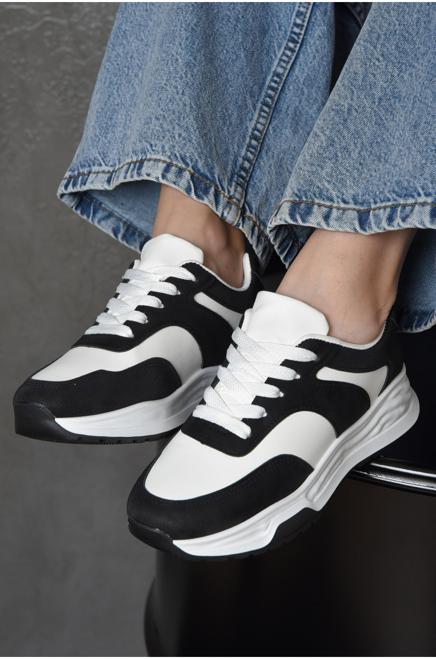 Кроссовки женские черно-белого цвета на шнуровке 186-151 165982 Кроссовки женские черно-белого цвета на шнуровке 186-151 165982