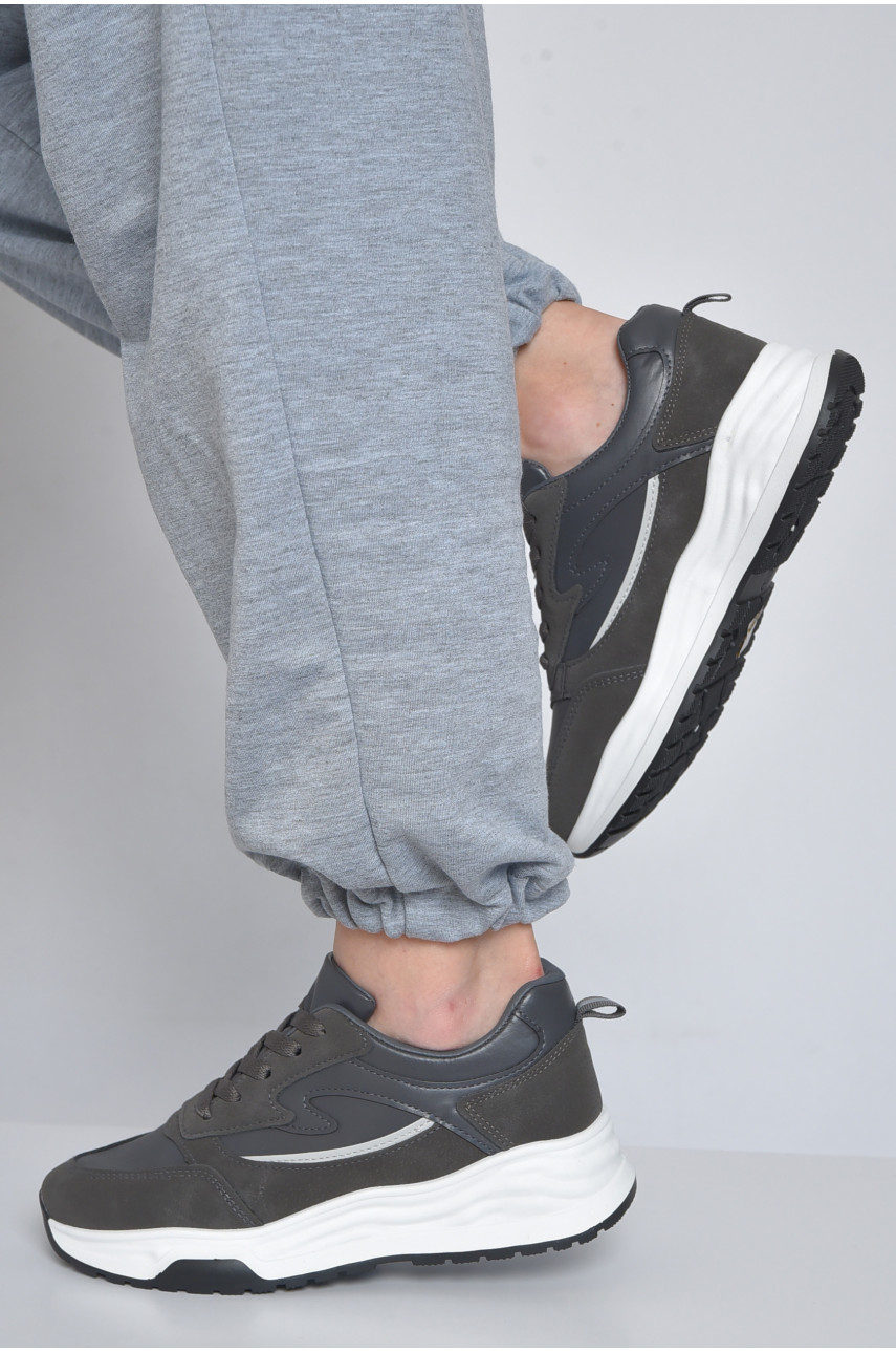 Кросівки жіночі темно-сірого кольору на шнурівці 186-139 166002