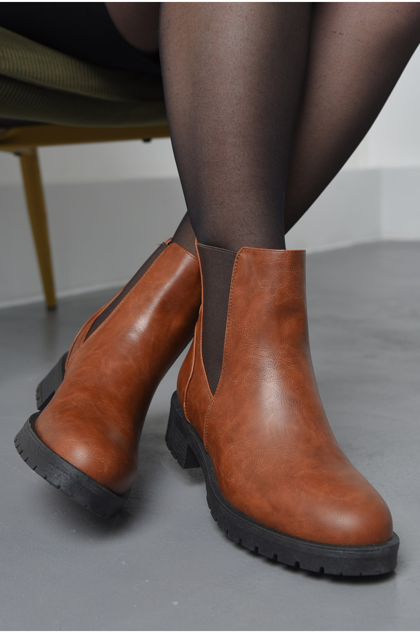 Ботинки женские демисезонные коричневого цвета 168370