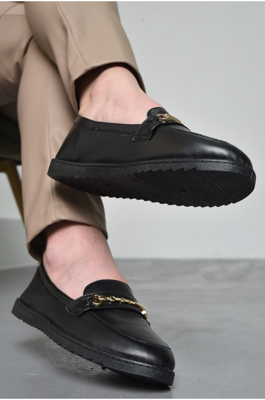 Туфли-лоферы женские черного цвета YS7299-1 171083