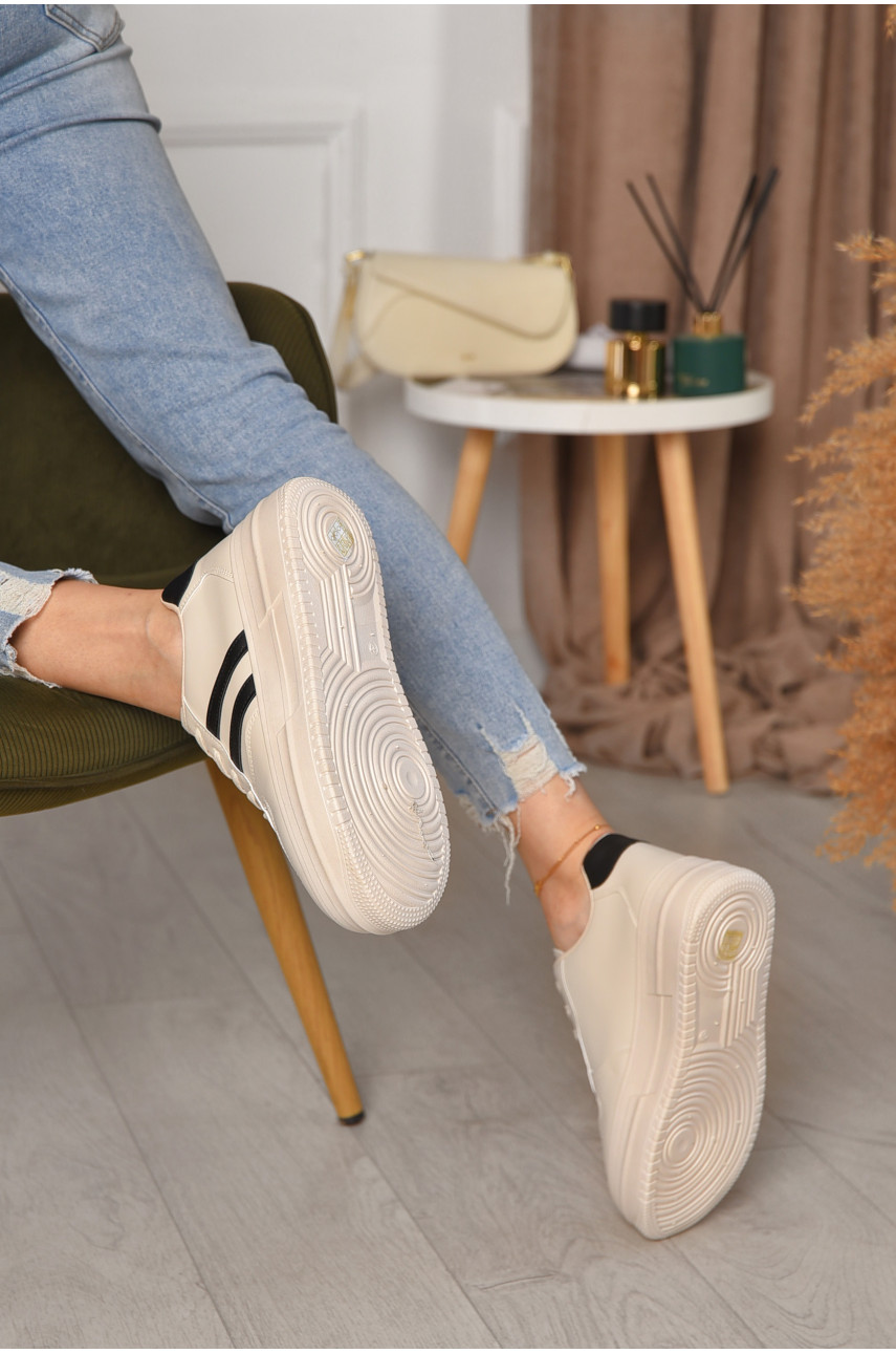 Кроссовки женские бежевого цвета на шнуровке 201-650 172262 Кроссовки женские бежевого цвета на шнуровке 201-650 172262