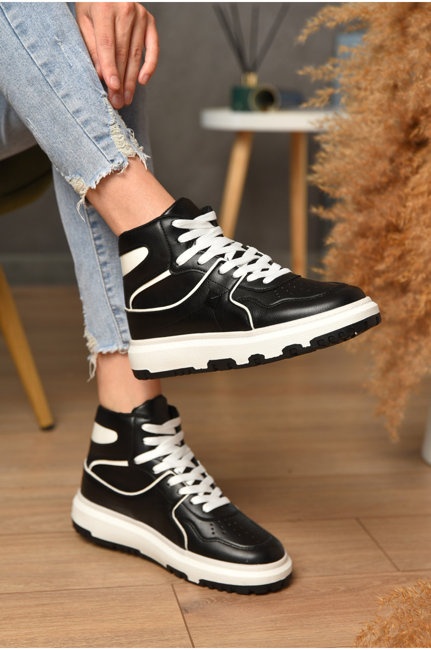 Кросівки жіночі чорно-білого кольору на шнурівці ВК72 172391