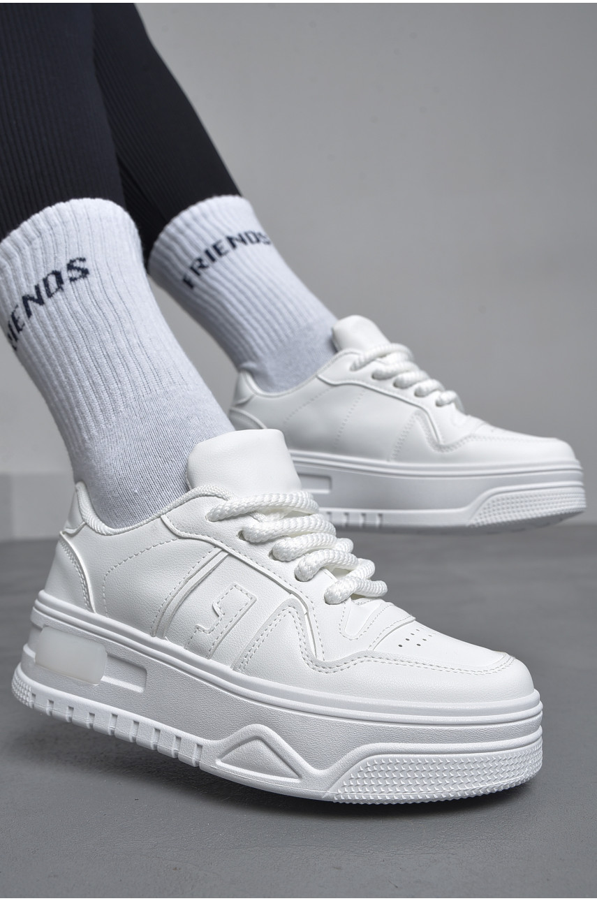 Кросівки жіночі білого кольору на шнурівці 81-2 172484
