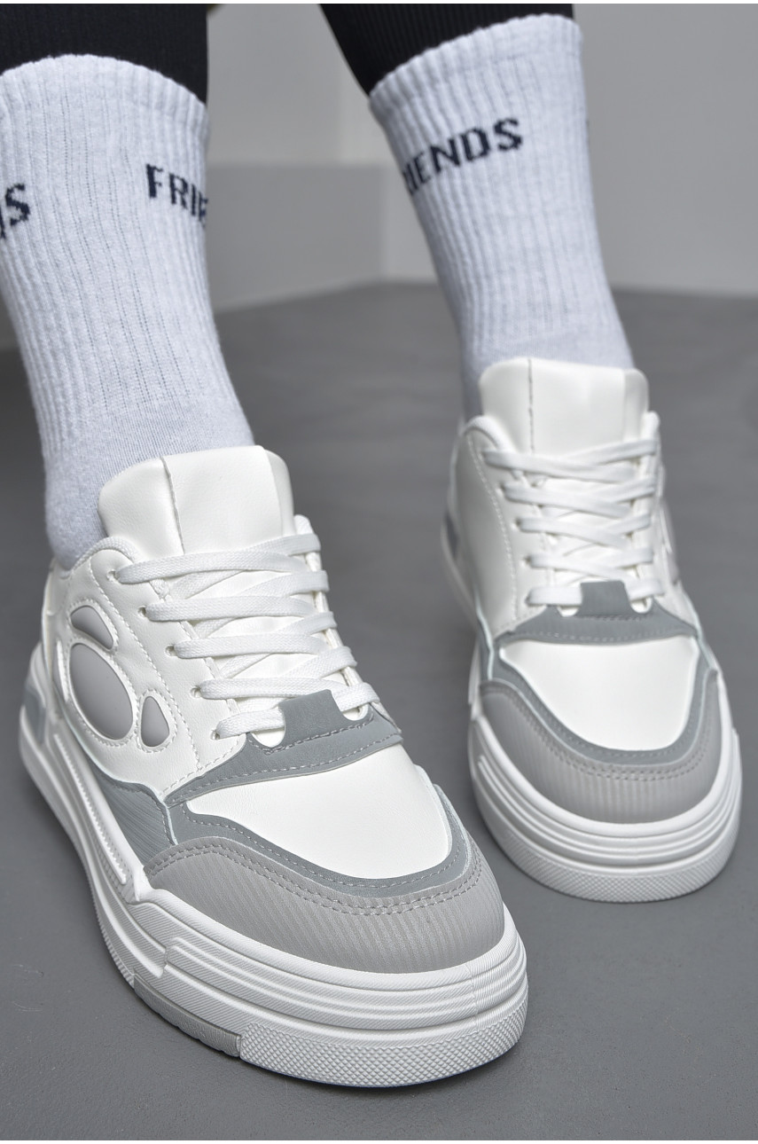 Кросівки жіночі біло-сірого кольору на шнурівці 89-3 172494