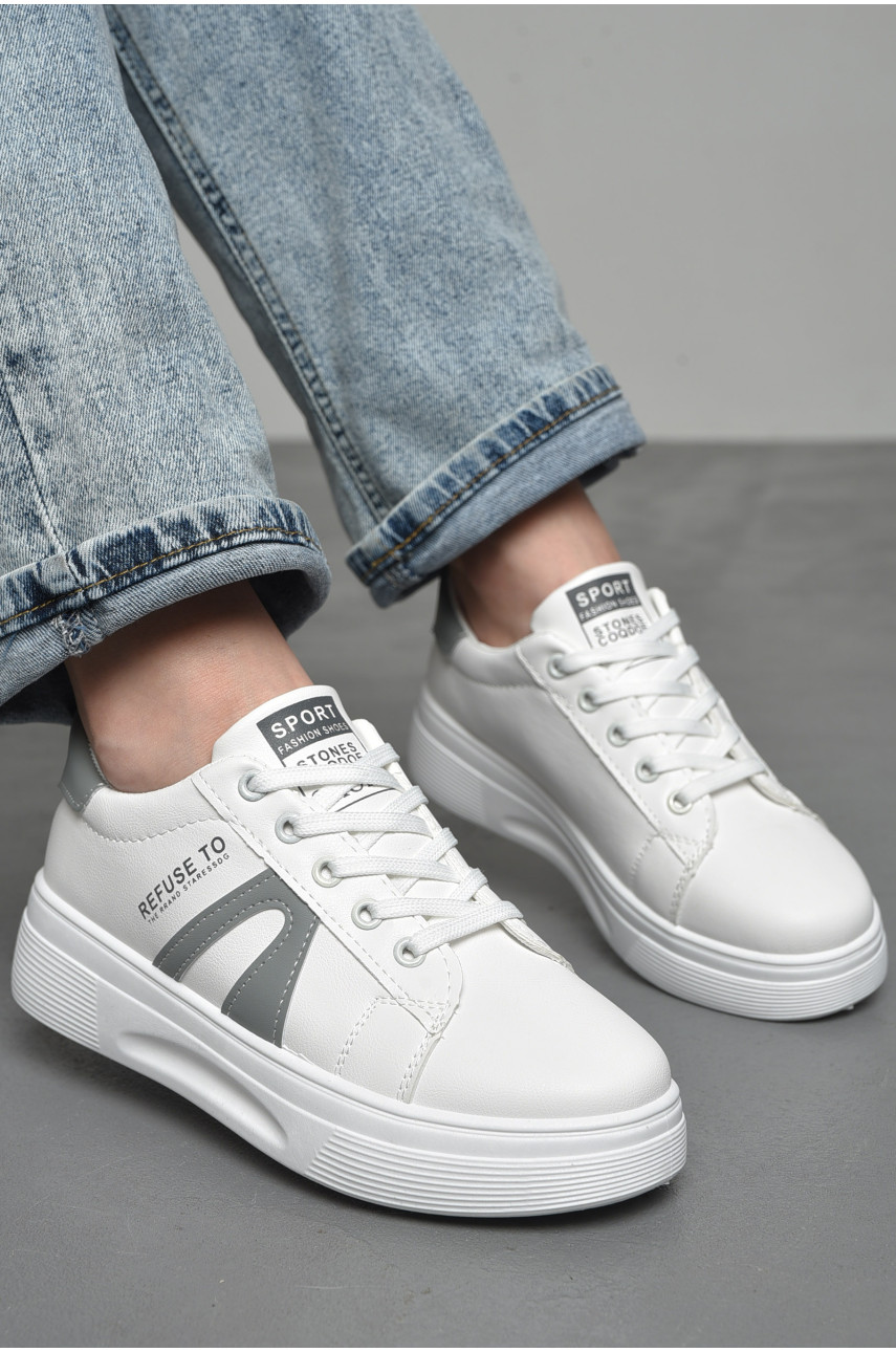 Кросівки жіночі білого кольору на шнурівці 88-92-3 174253