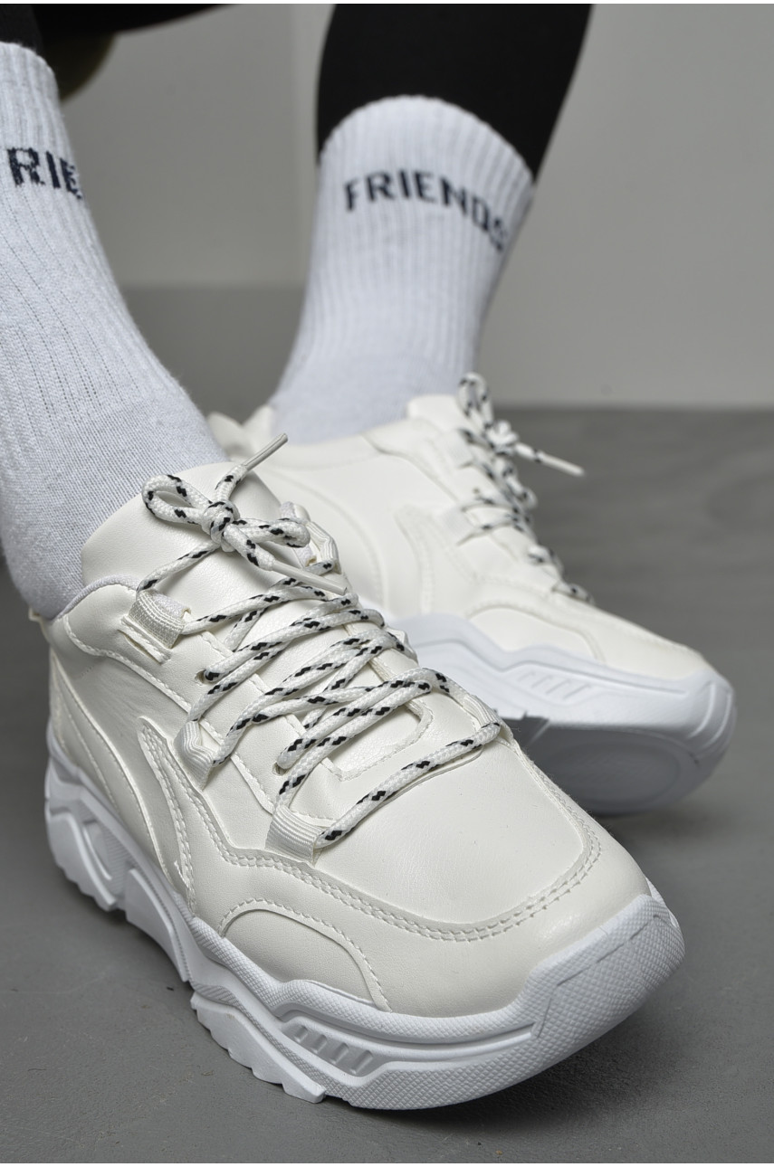 Кросівки жіночі білого кольору на шнурівці 77-20-2 174266