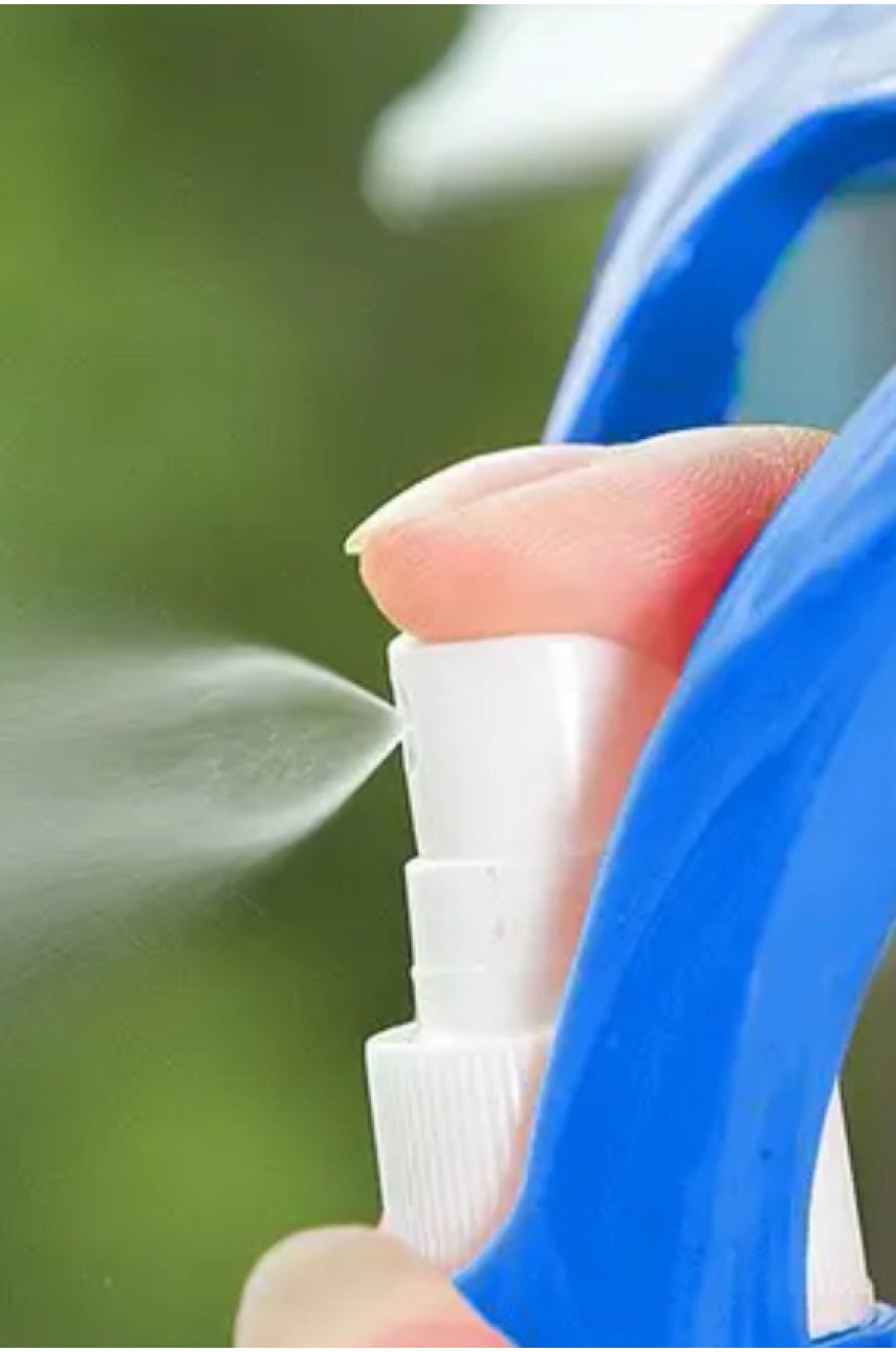 Удобный очиститель стекла, волшебная щетка с распылителем 175680 Удобный очиститель стекла, волшебная щетка с распылителем 175680