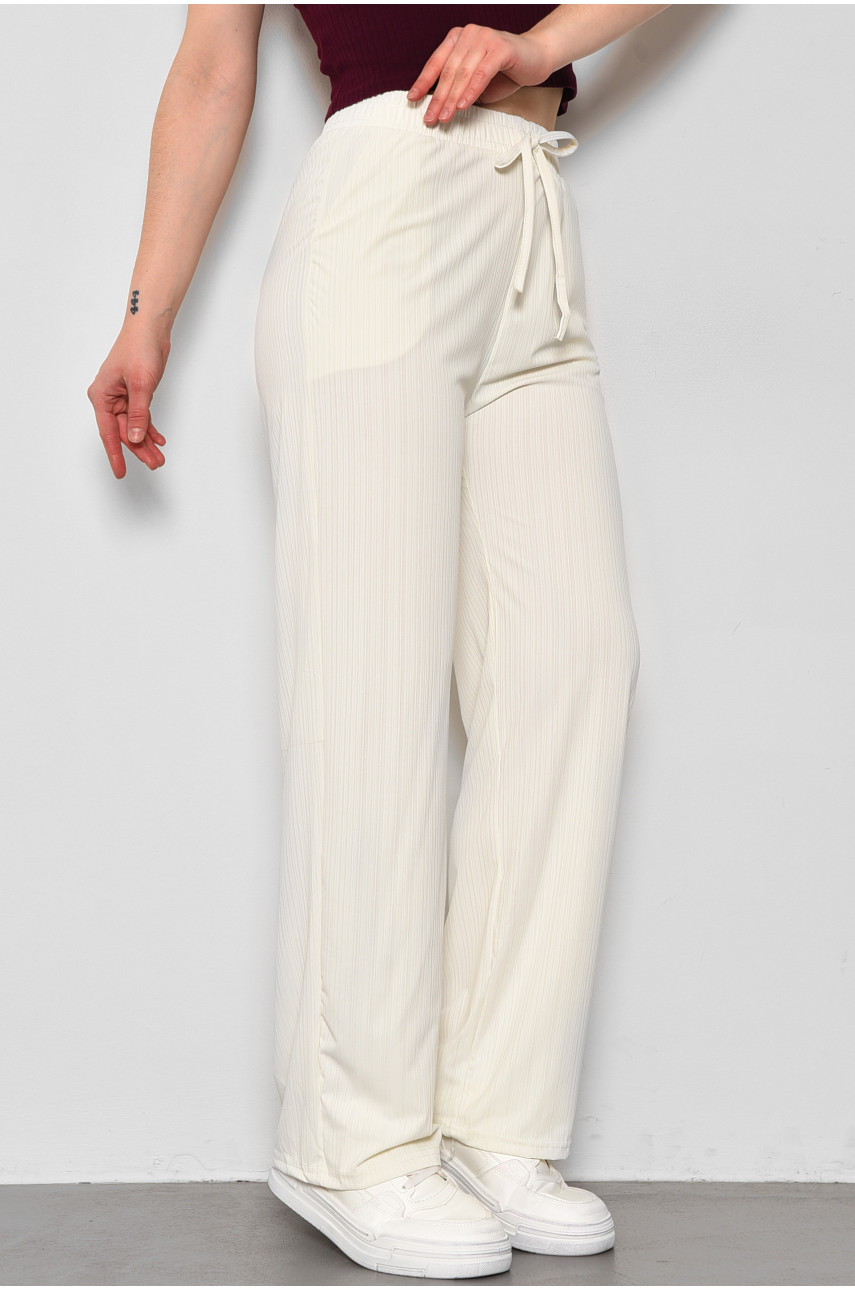 Штани жіночі розкльошені белого кольору 9830-1 175791