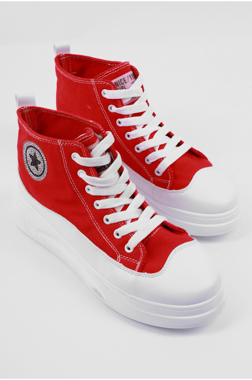 Кросівки жіночі червоного кольору на шнурівці 177261