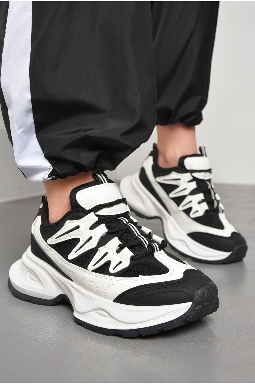 Кросівки жіночі чорно-білого кольору на шнурівці 808-1 178102
