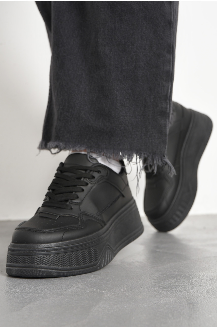 Кросівки жіночі чорного кольору на шнурівці 05-1 178118