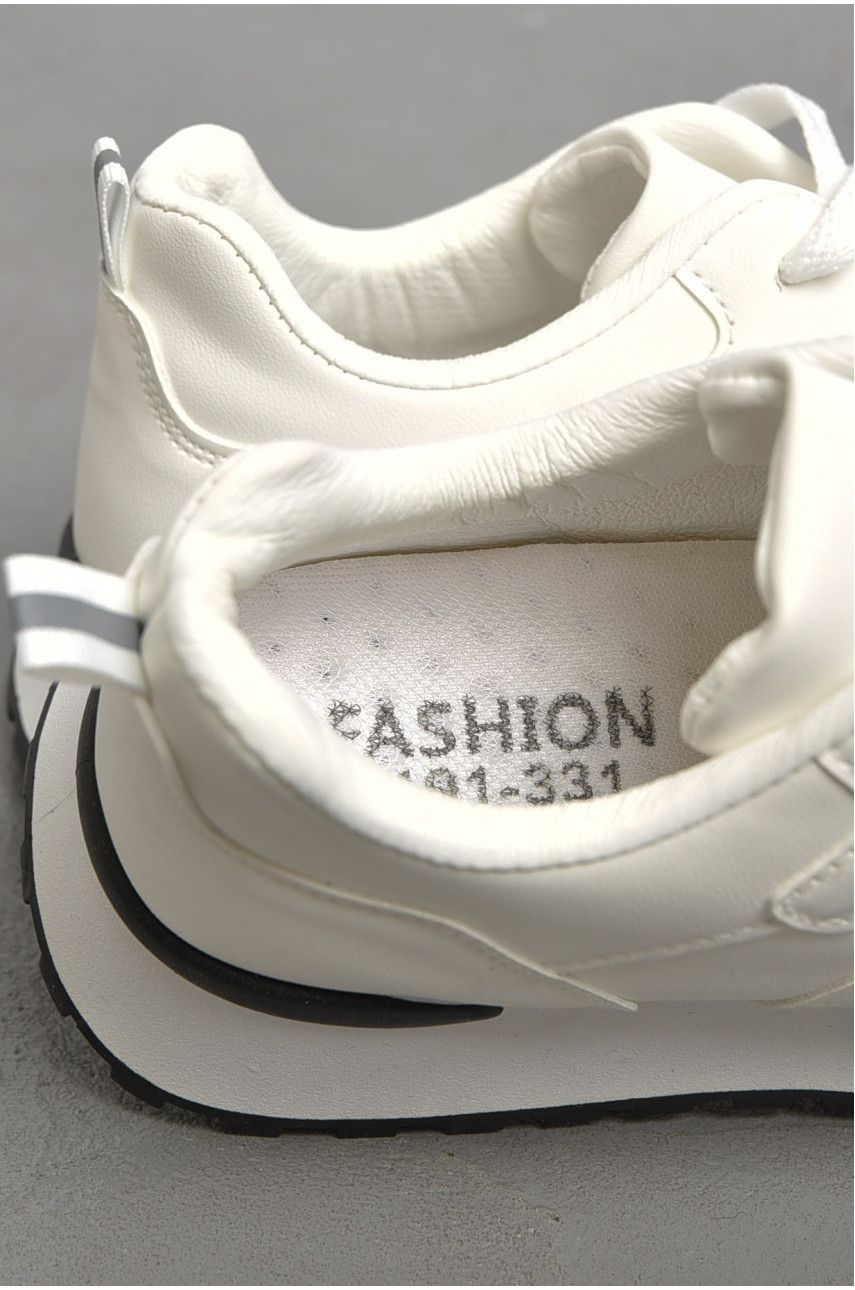 Кросівки жіночі білого кольору на шнурівці 191-331 178390 Кросівки жіночі білого кольору на шнурівці 191-331 178390