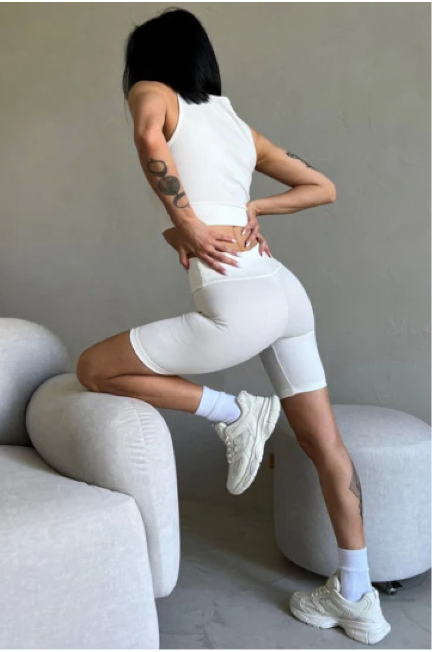 Костюм женский в рубчик белого цвета 1335 179514 Костюм женский в рубчик белого цвета 1335 179514