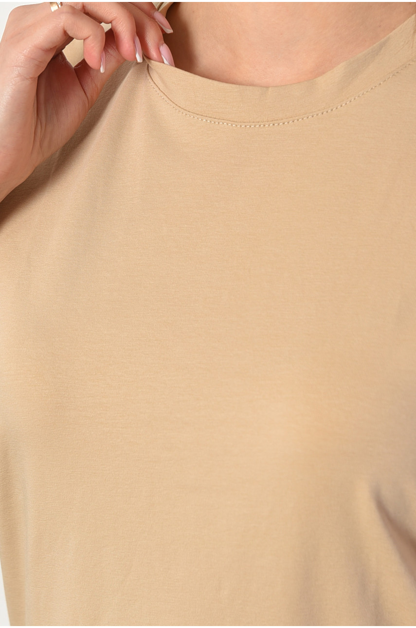 Футболка женская светло-бежевого цвета 4057 180085 Футболка женская светло-бежевого цвета 4057 180085