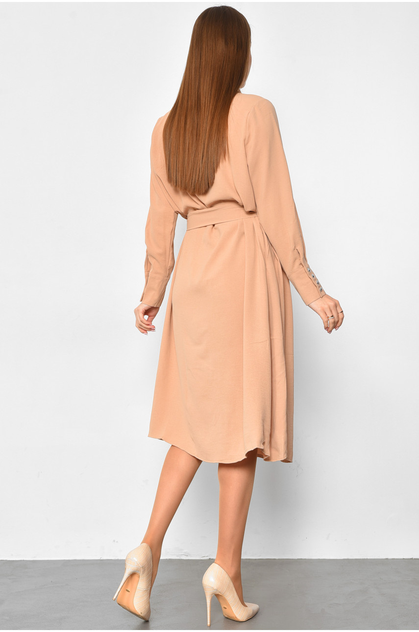 Платье женское полубатальное бежевого цвета 6756 180229 Платье женское полубатальное бежевого цвета 6756 180229