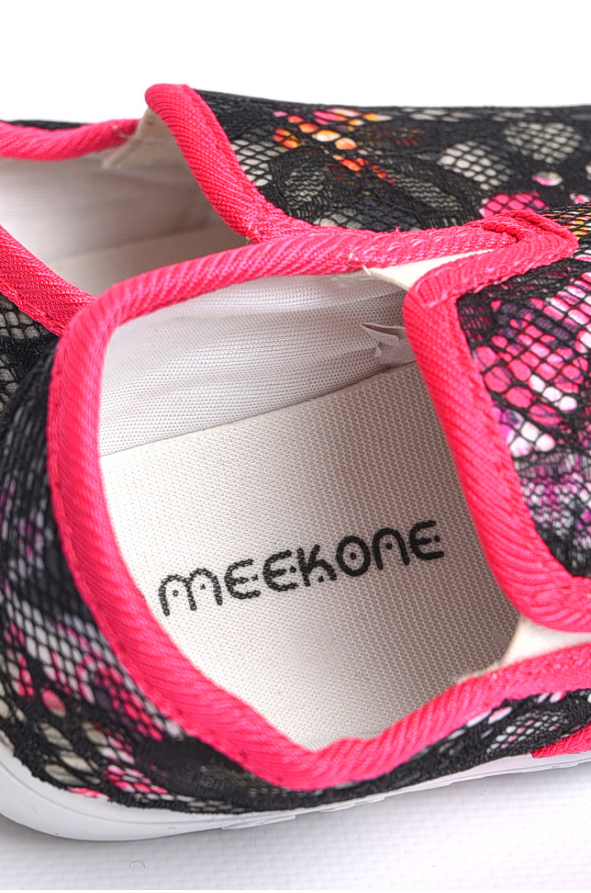 Мокасины детские черно-красного цвета с узором 225 180770