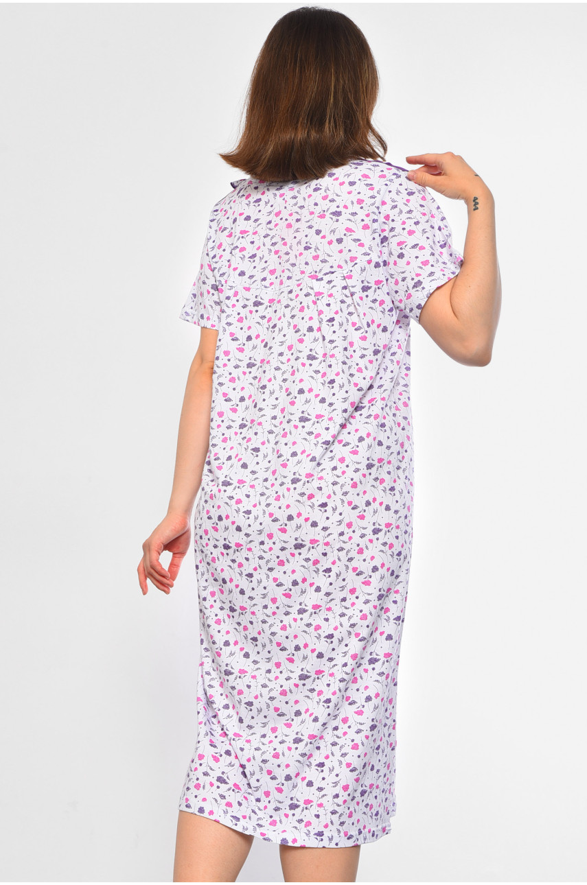 Нічна сорочка напівбатальна жіноча білого  кольору з квітковим принтом 020 181983