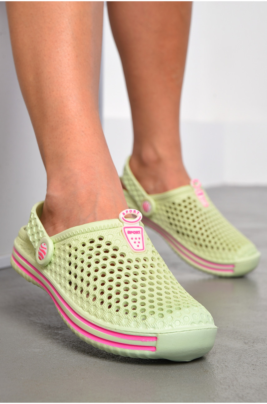 Кроксы женские оливкового цвета 106 182040