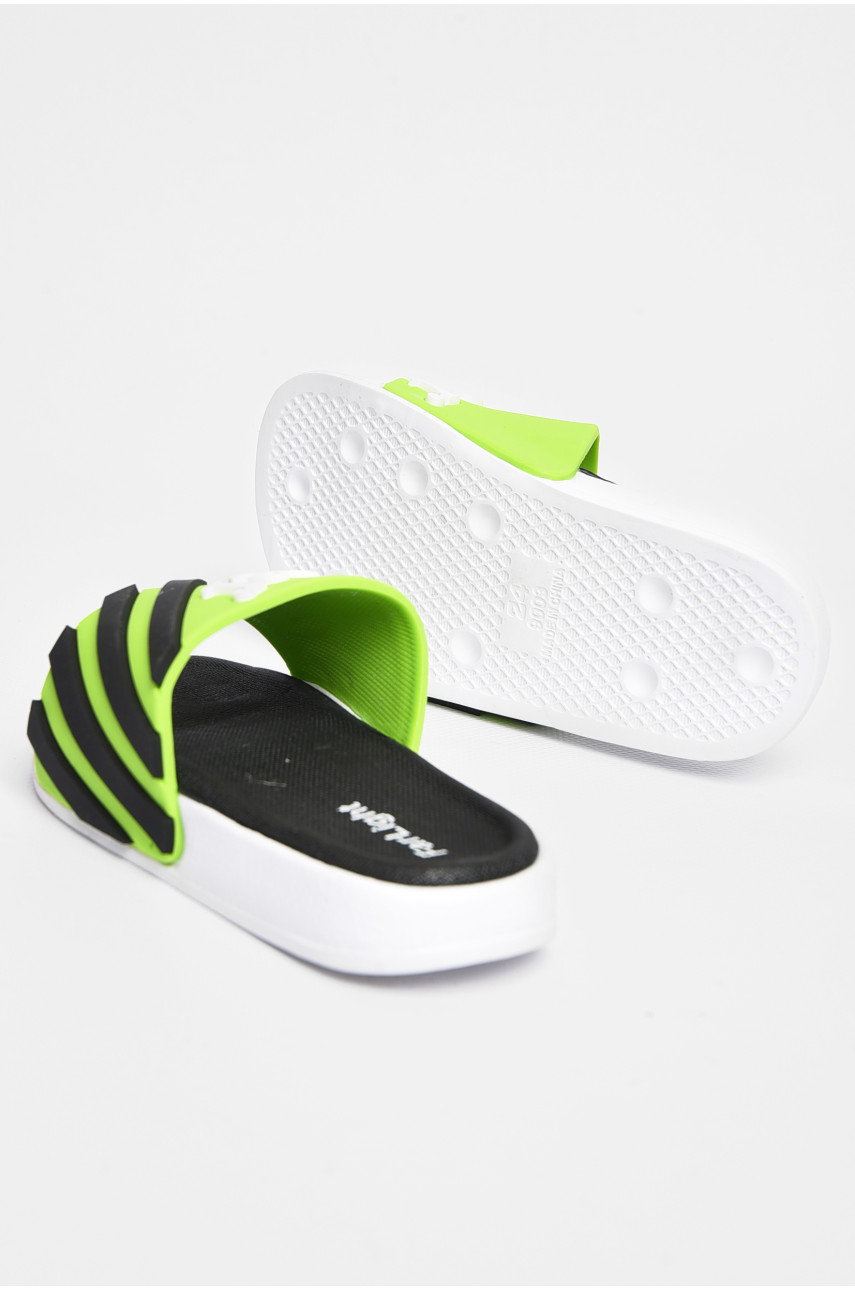 Шльопанці дитячі зеленого кольору з написом 9003-65 182300