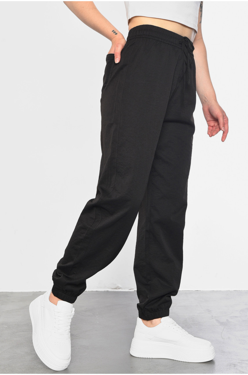 Штаны женские однотонные черного цвета 9500 182933 Штаны женские однотонные черного цвета 9500 182933