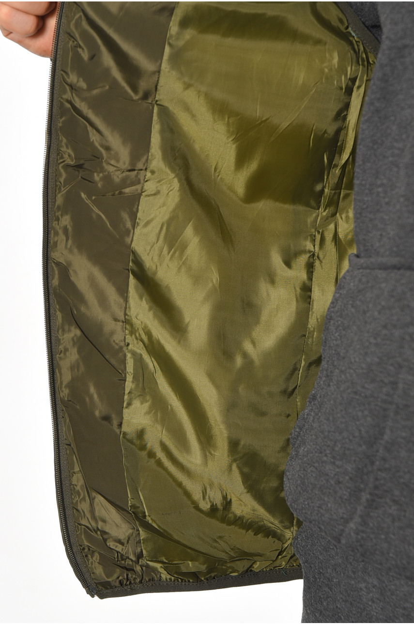 Жилетка мужская демисезонная цвета хаки 2002 183987 Жилетка мужская демисезонная цвета хаки 2002 183987