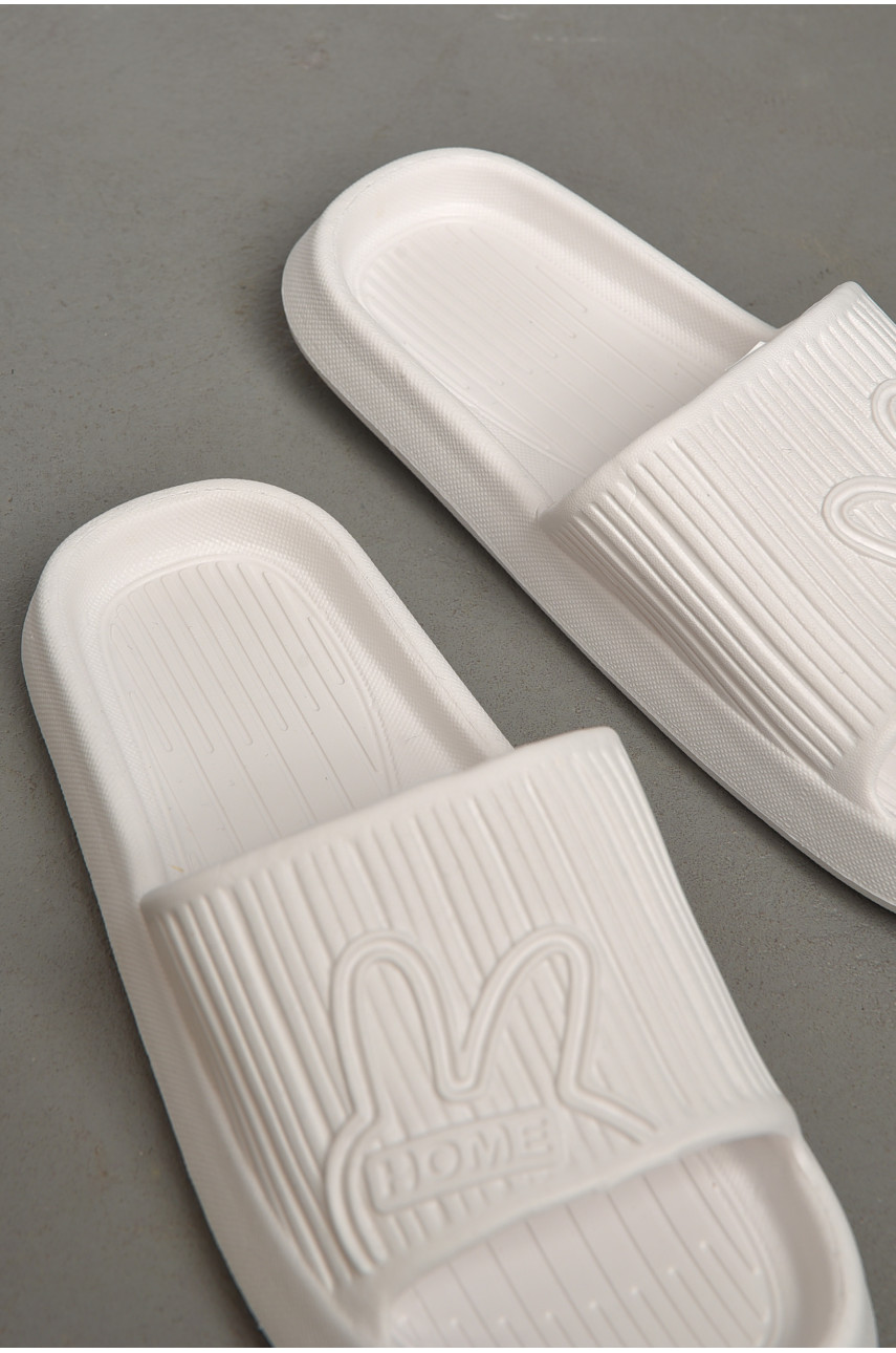 Шльопанці піна жіночі білого кольору 067 184050