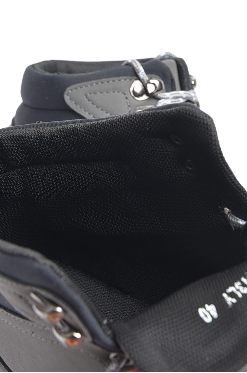 Ботинки мужские  демисезонные серого цвета 113СУ 184373