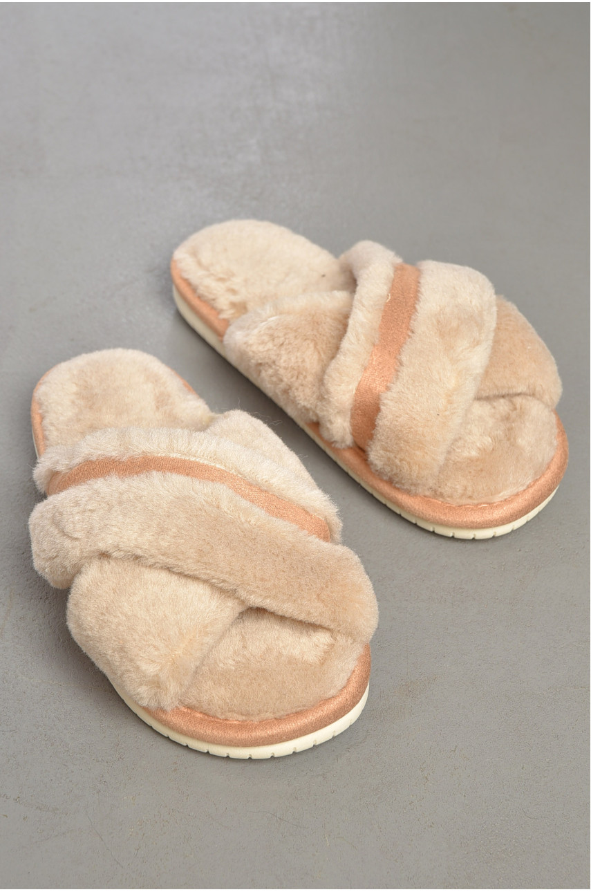 Капці домашні жіночі хутряні бежевого кольору 618 184660