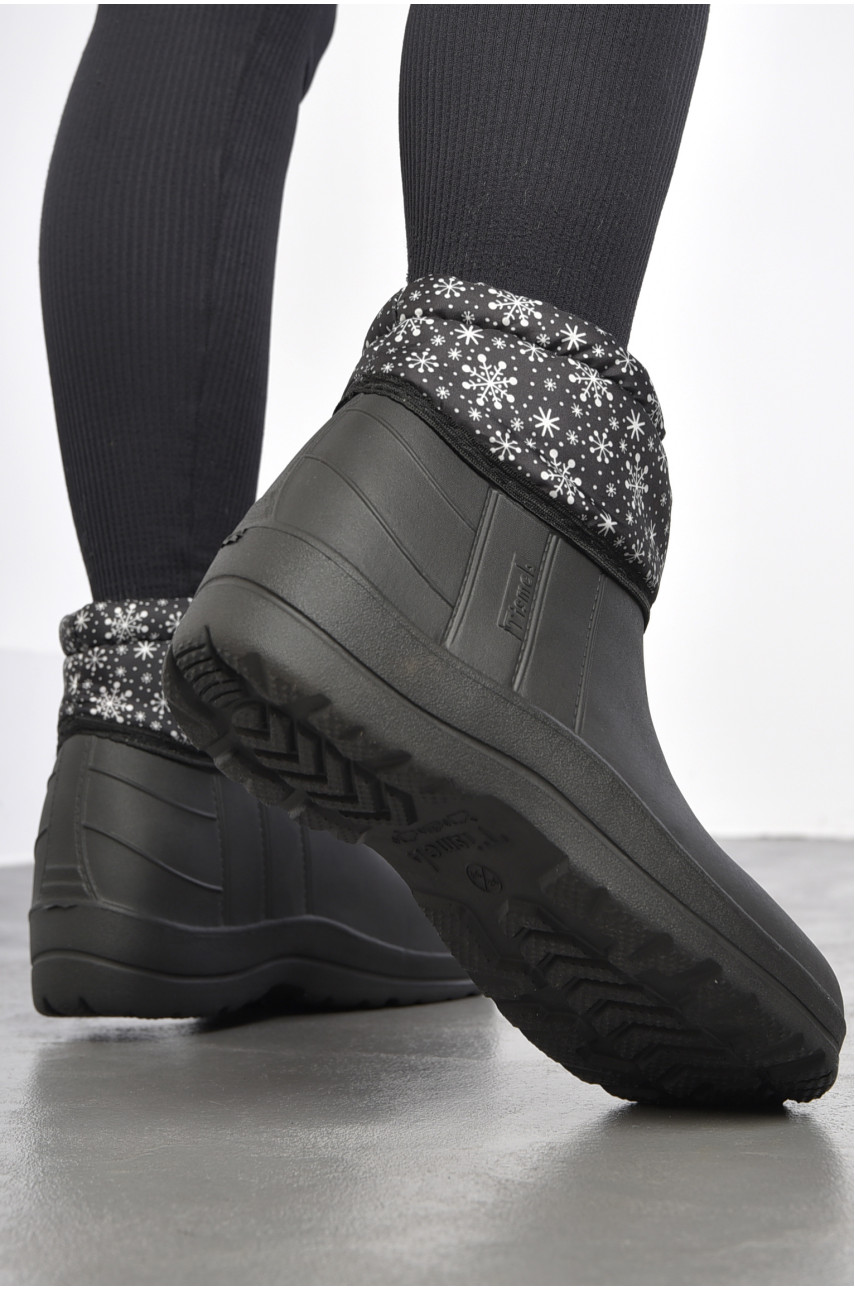 Дутики женские на меху черного цвета 185674