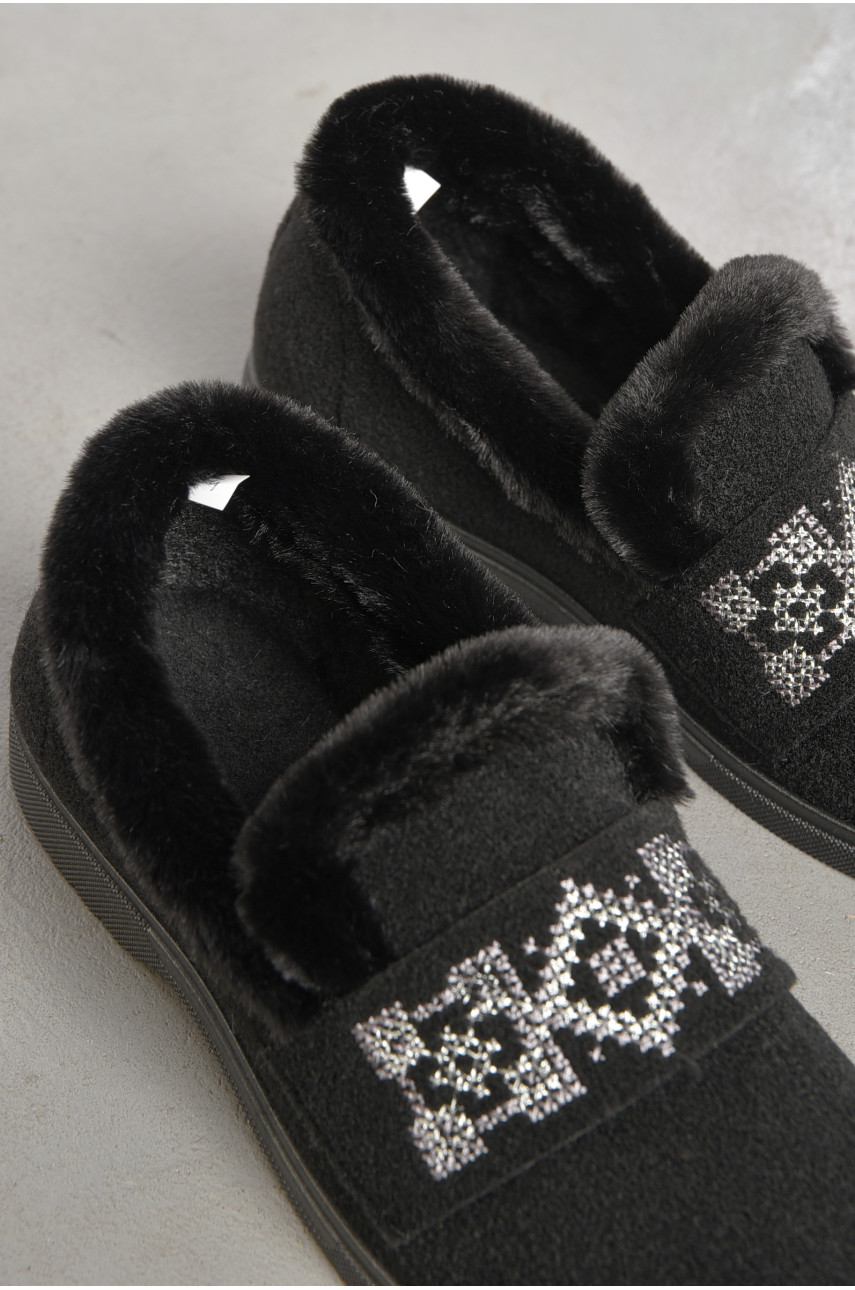 Капці жіночі на хутрі чорного кольору з візерунком ТА-2101 186085