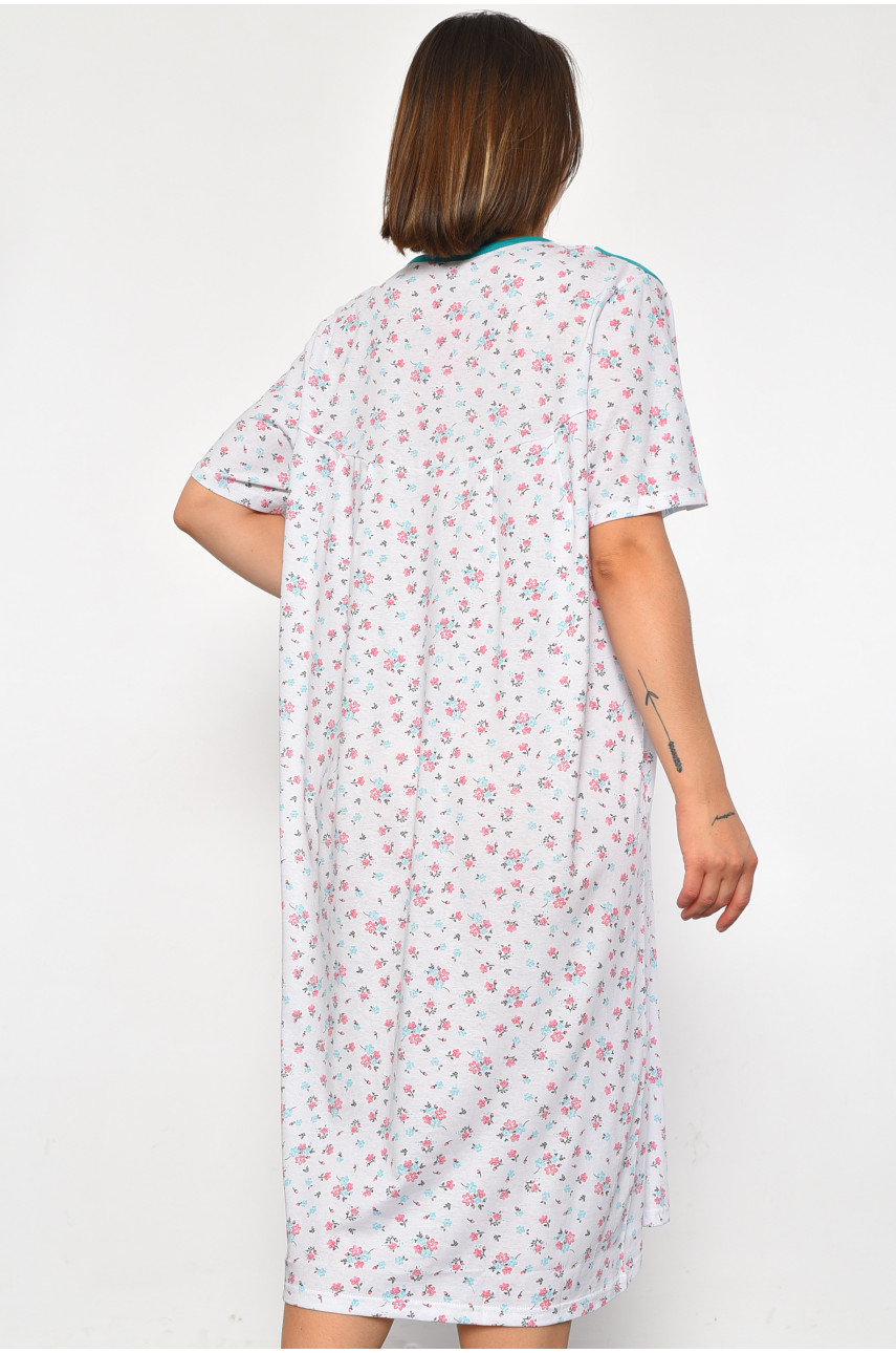 Нічна сорочка напівбатальна жіноча білого  кольору з квітковим принтом 018 186959