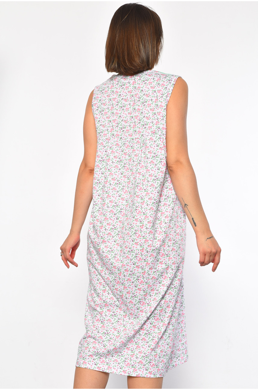 Ночнушка женская полубатальная белого цвета с цветочным принтом 106 186986