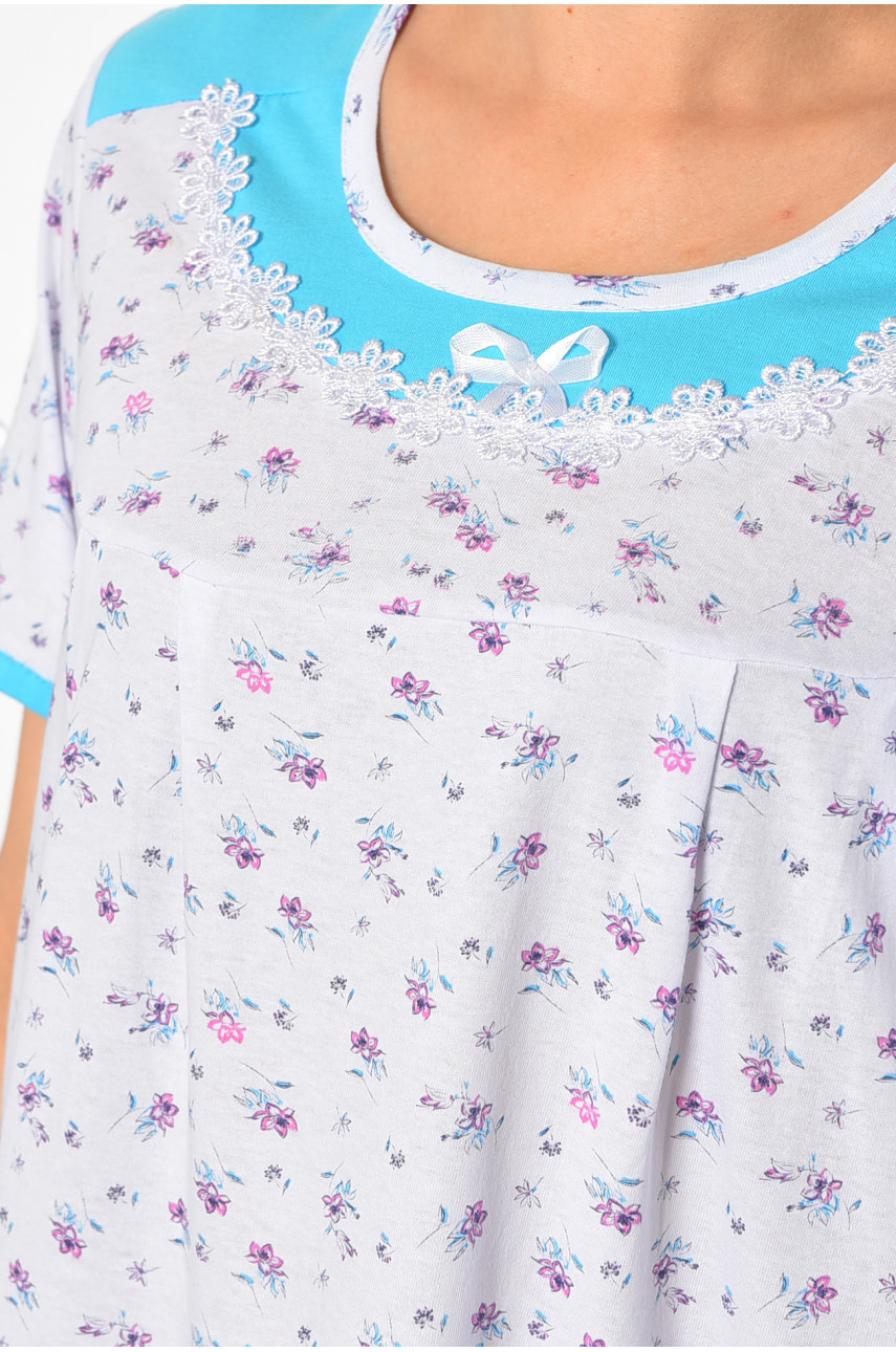 Нічна сорочка напівбатальна жіноча білого  кольору з квітковим принтом 131 187017