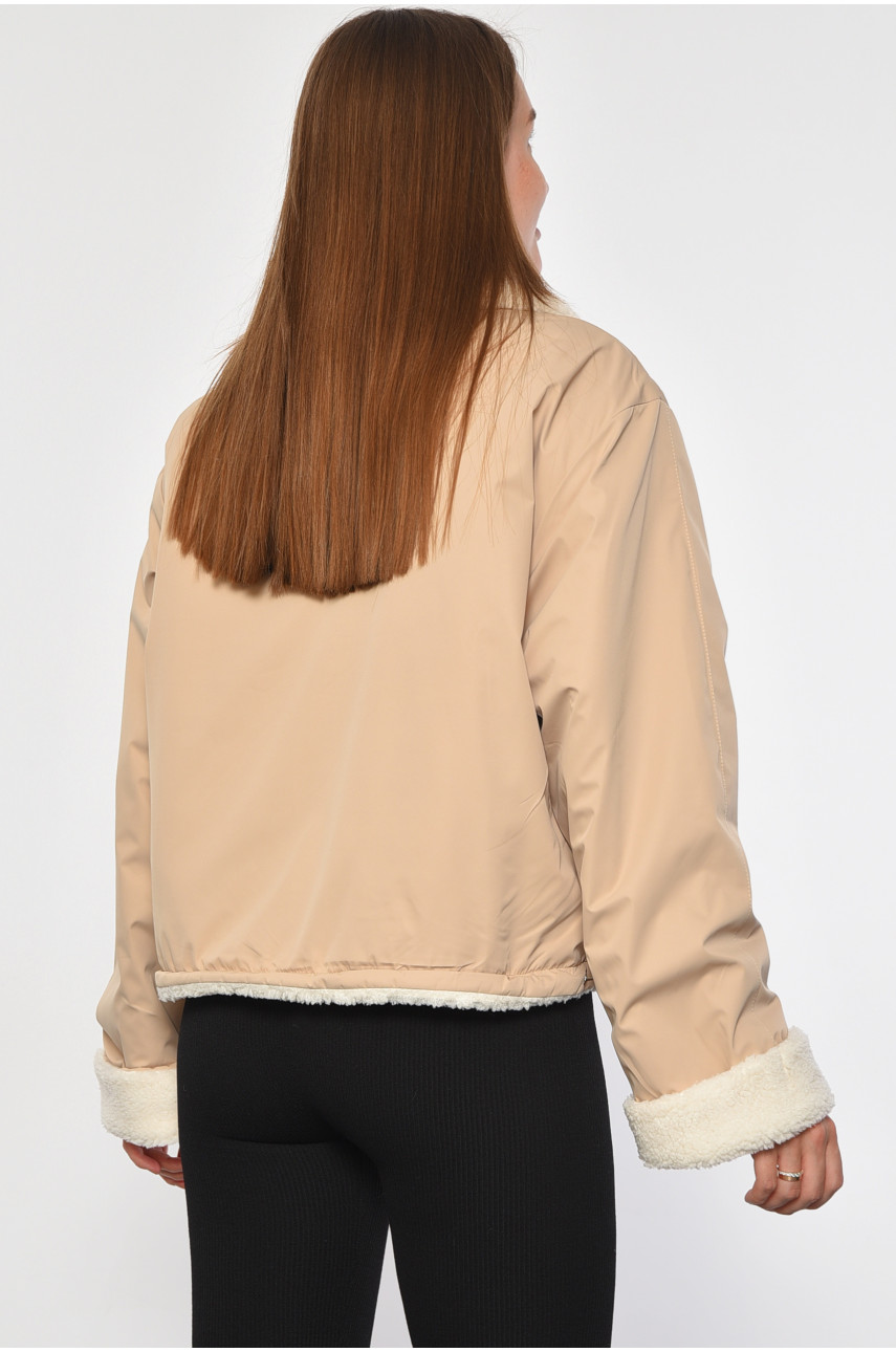 Куртка жіноча демісезонна двостороння на штучному хутрі темно-бежевого кольору 8207 187053 Куртка жіноча демісезонна двостороння на штучному хутрі темно-бежевого кольору 8207 187053