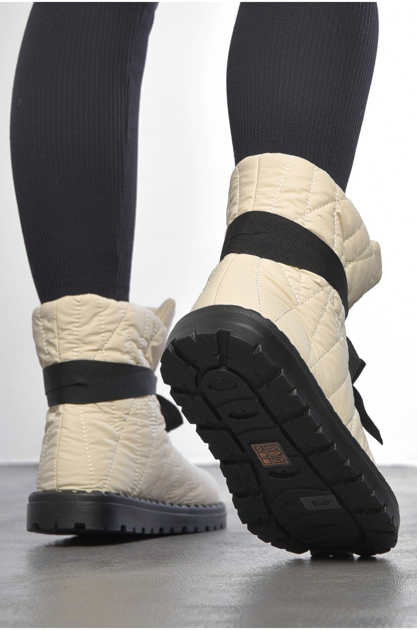 Дутики жіночі на хутрі бежевого кольору 18-3 187174 Дутики жіночі на хутрі бежевого кольору 18-3 187174