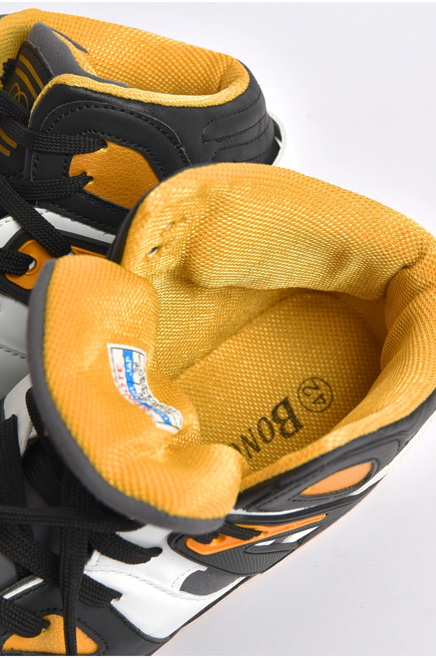 Кросівки чоловічі чорного кольору з золотистою вставкою 8939-2 187316 Кросівки чоловічі чорного кольору з золотистою вставкою 8939-2 187316