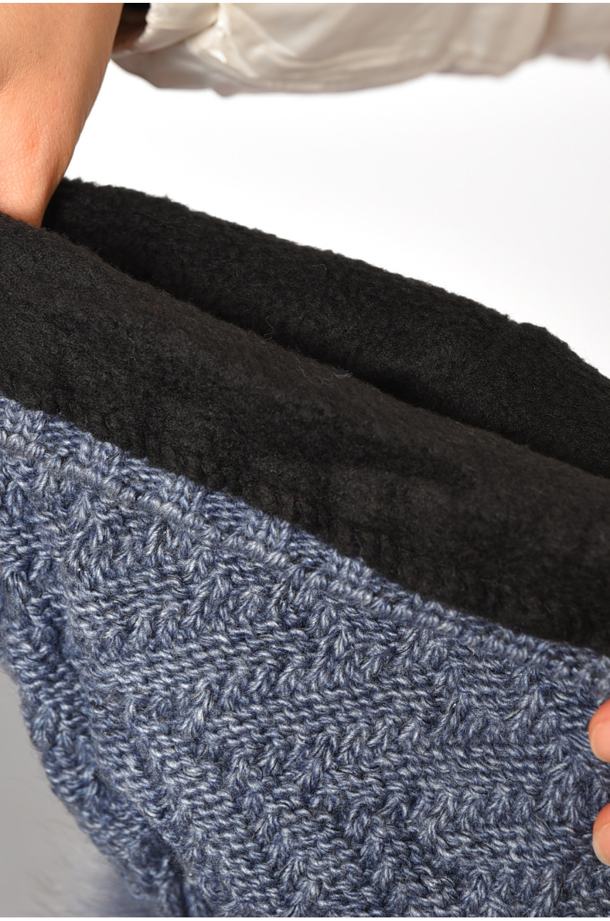 Шапка женская зимняя на флисе однотонная с бубоном голубого цвета 188213 Шапка женская зимняя на флисе однотонная с бубоном голубого цвета 188213