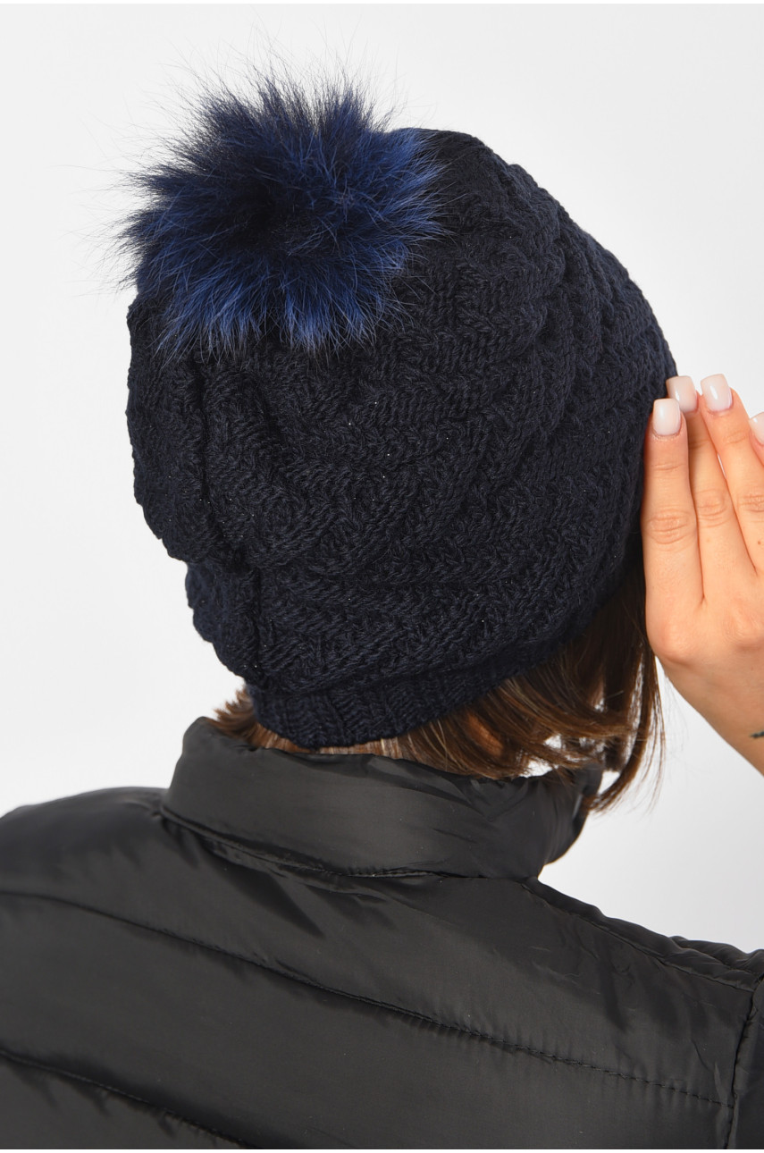 Шапка женская зимняя на флисе однотонная с бубоном темно-синего цвета 188218 Шапка женская зимняя на флисе однотонная с бубоном темно-синего цвета 188218