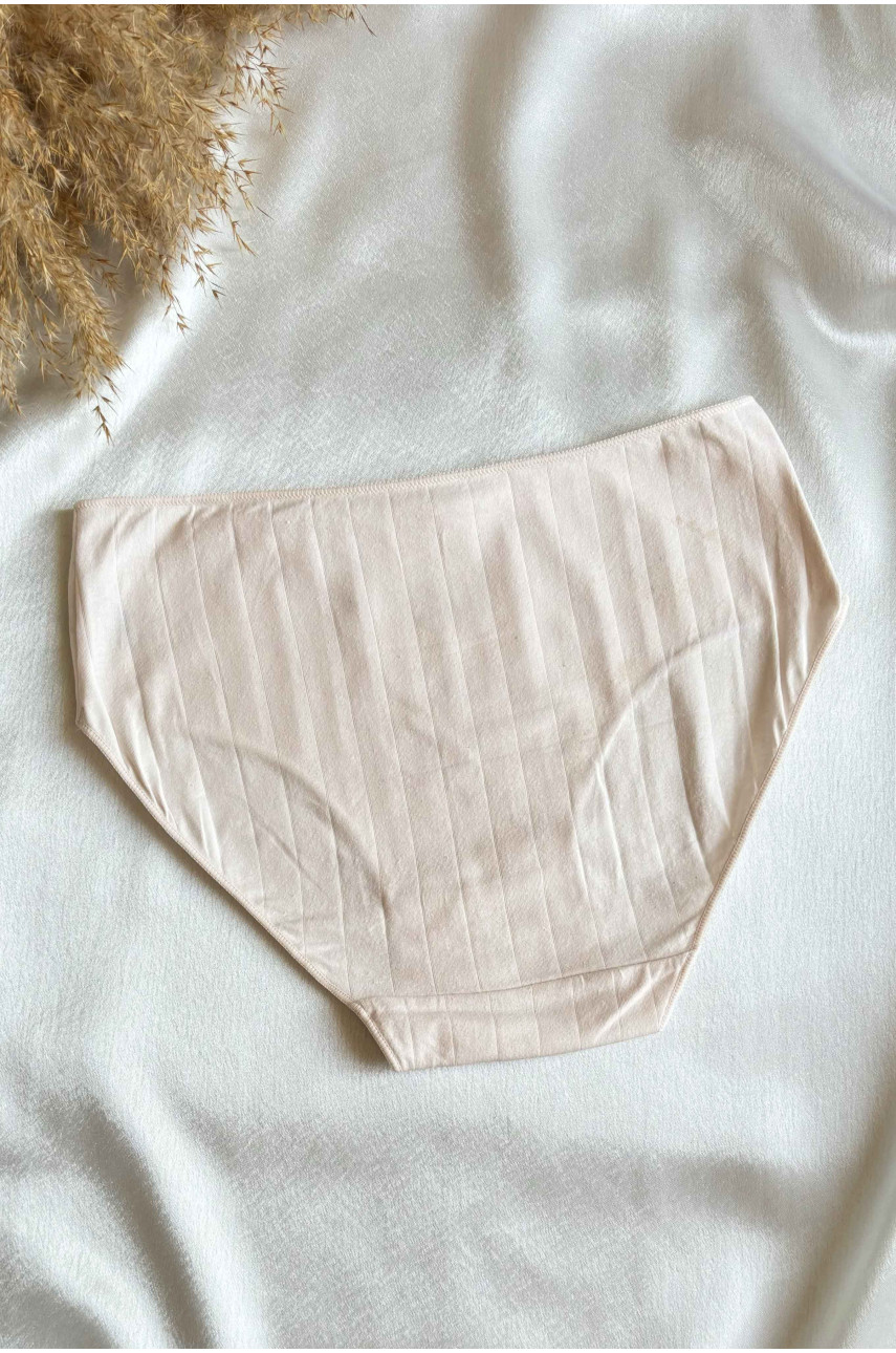 Трусы женские полубатальные молочного цвета однотонные 5998 188524