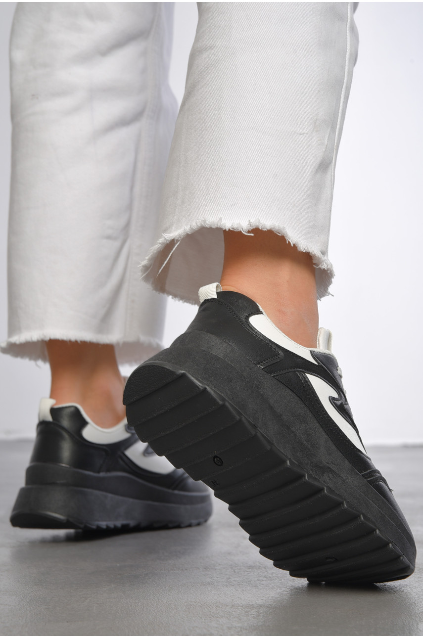 Кросівки жіночі біло-чорного кольору на шнурівці B28-01 188944