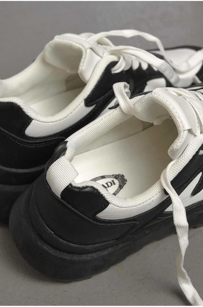 Кросівки жіночі біло-чорного кольору на шнурівці B28-01 188944