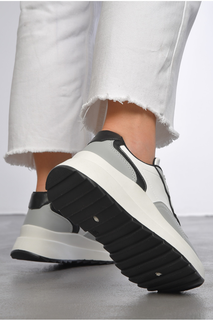 Кросівки жіночі білого кольору на шнурівці B26-6 188945 Кросівки жіночі білого кольору на шнурівці B26-6 188945