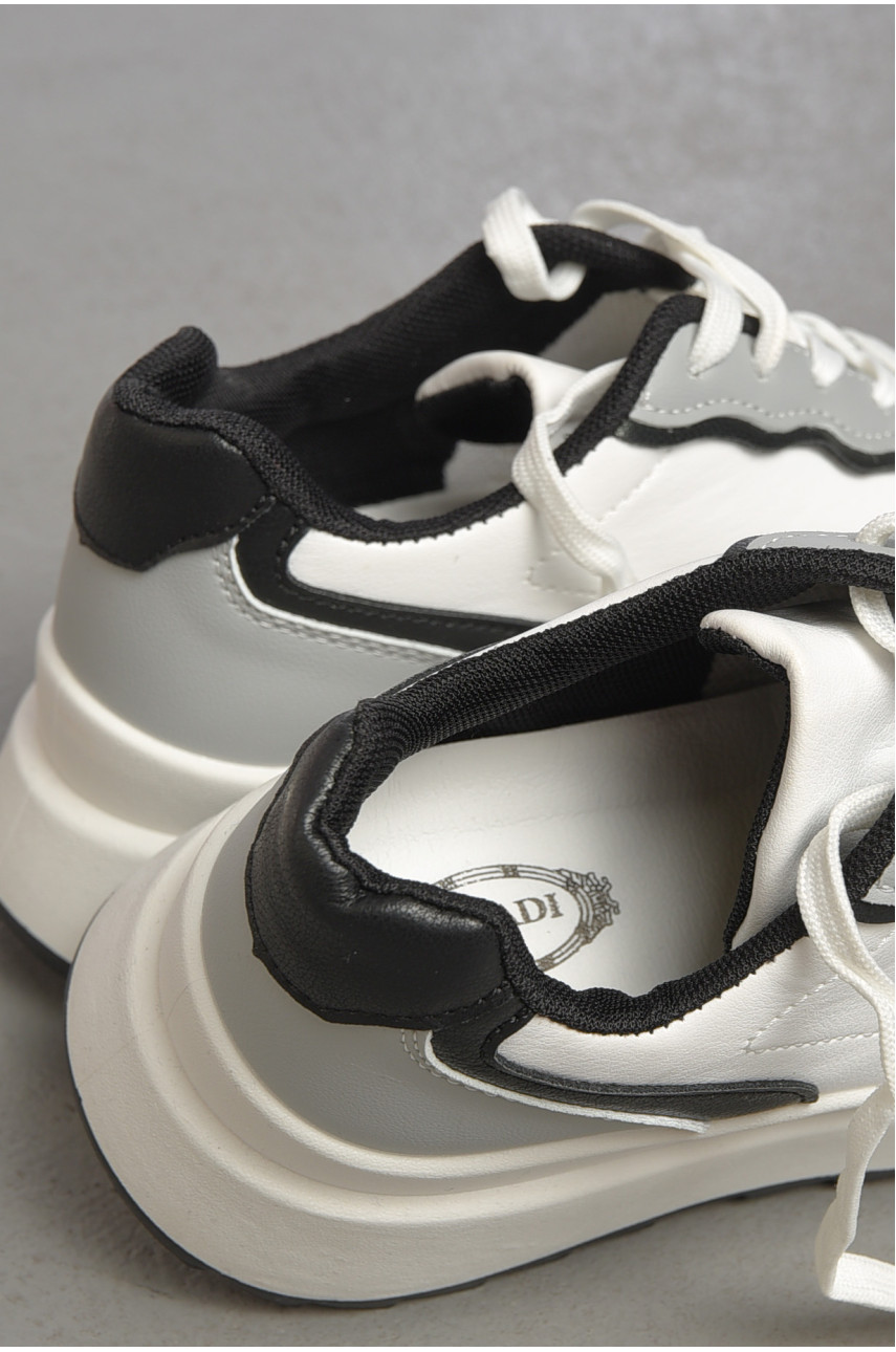 Кросівки жіночі білого кольору на шнурівці B26-6 188945 Кросівки жіночі білого кольору на шнурівці B26-6 188945